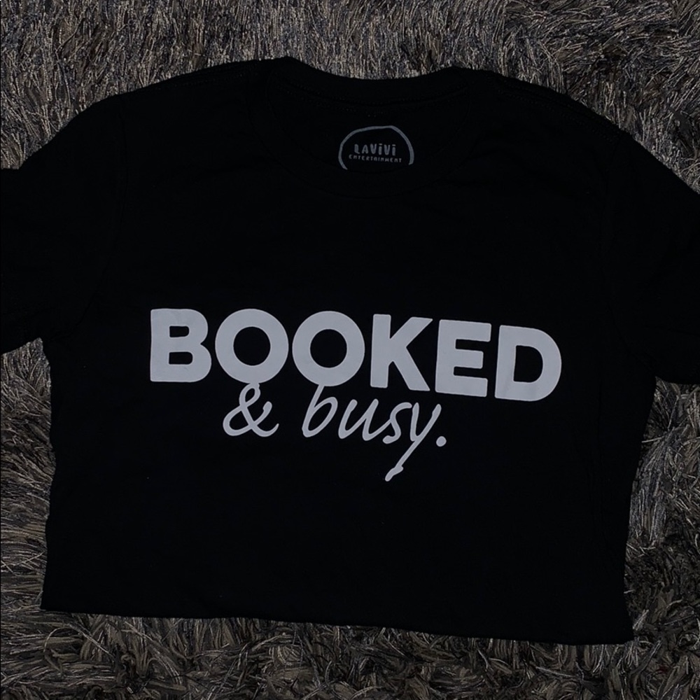 Booked & busy graphic women’s shirt